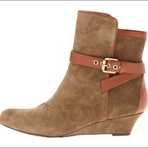 Rockport Alika Buckled Bootie in Dark Olive - Size 5.5